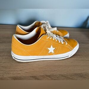 Men’s Converse Yellow Star Suede Sneakers - Casual Lace-Up Shoe